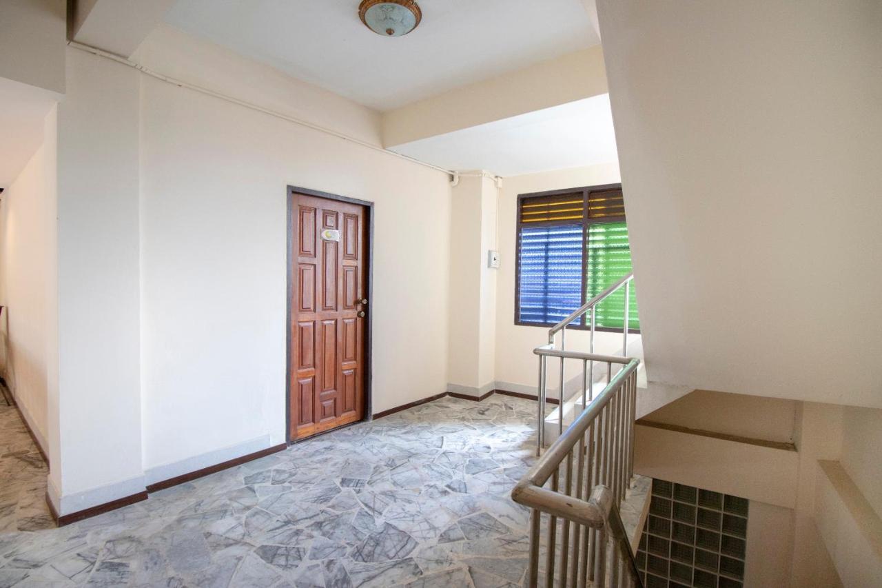 Oyo 671 Laluna River House تشانتابوري المظهر الخارجي الصورة